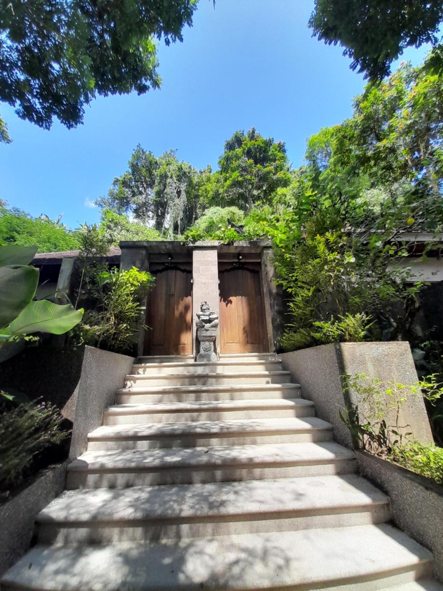 Ubud Hills Villas & Resort Tegallalang  Exterior photo
